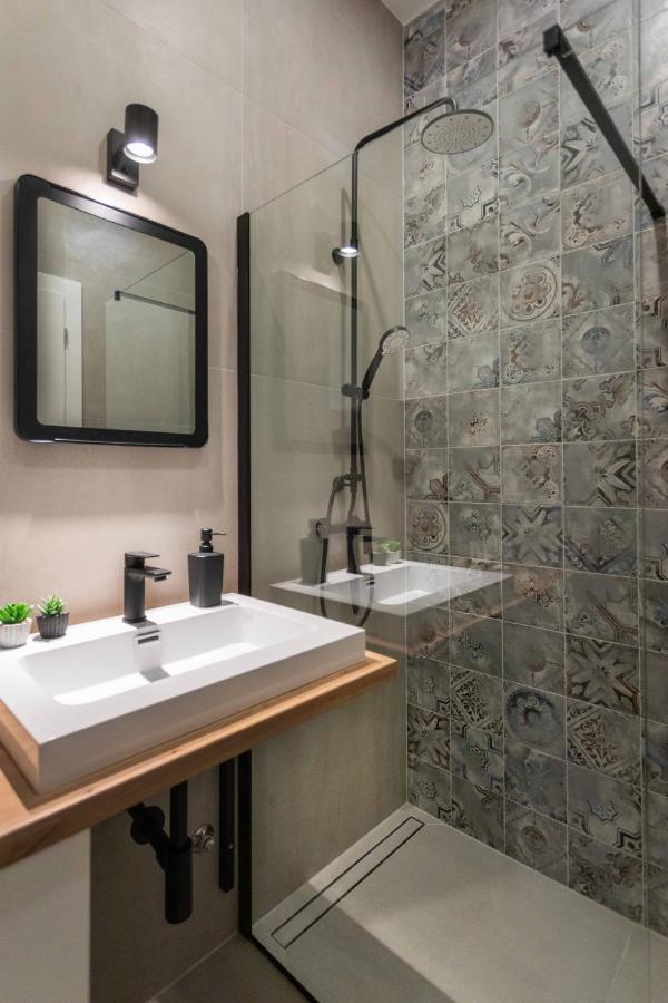 Modern And Design Apartment Near The Main Square Zagreb Ngoại thất bức ảnh